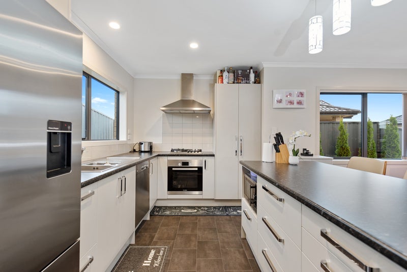 62 Stan Heather Drive, Glenview, Hamilton - Carousel 2