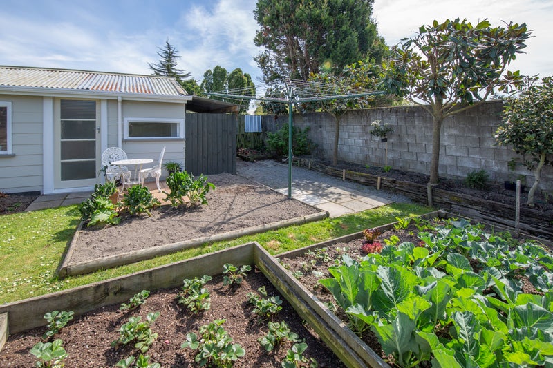 12 Cranbrook Avenue, Burnside, Christchurch - Carousel 35