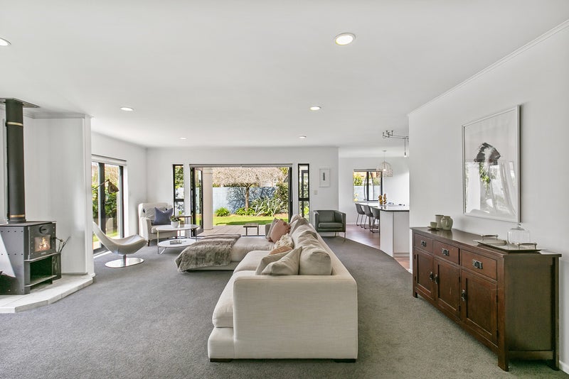 17A Hoheria Road, Onehunga, Auckland - Carousel 1