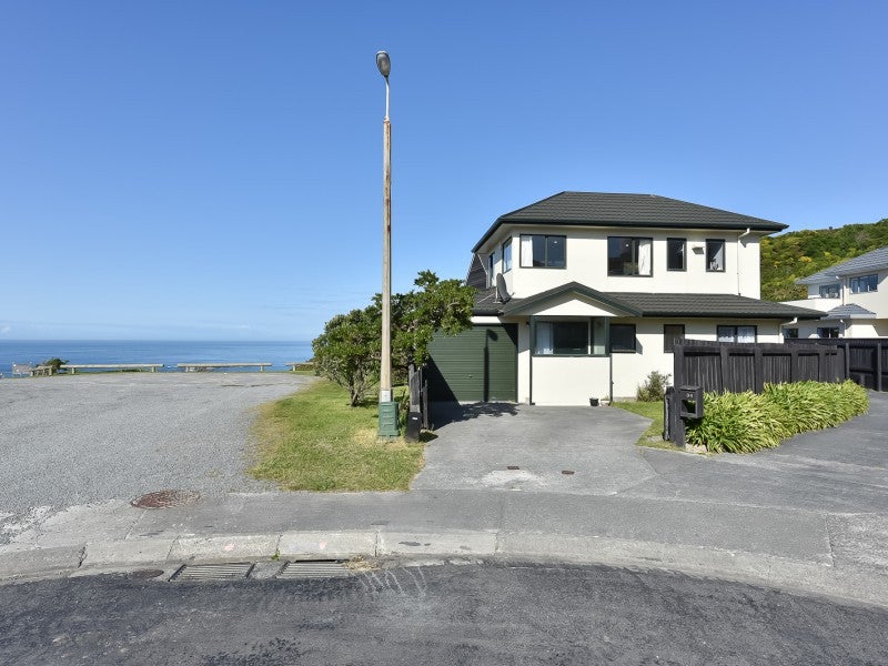 34 Bowes Crescent, Strathmore Park, Wellington - Carousel 2