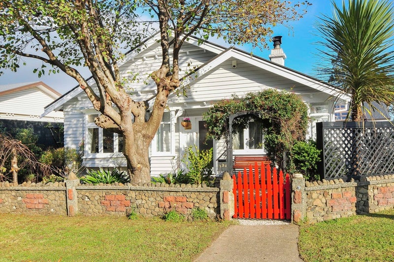 134 William Street, Petone, Lower Hutt - Carousel 20