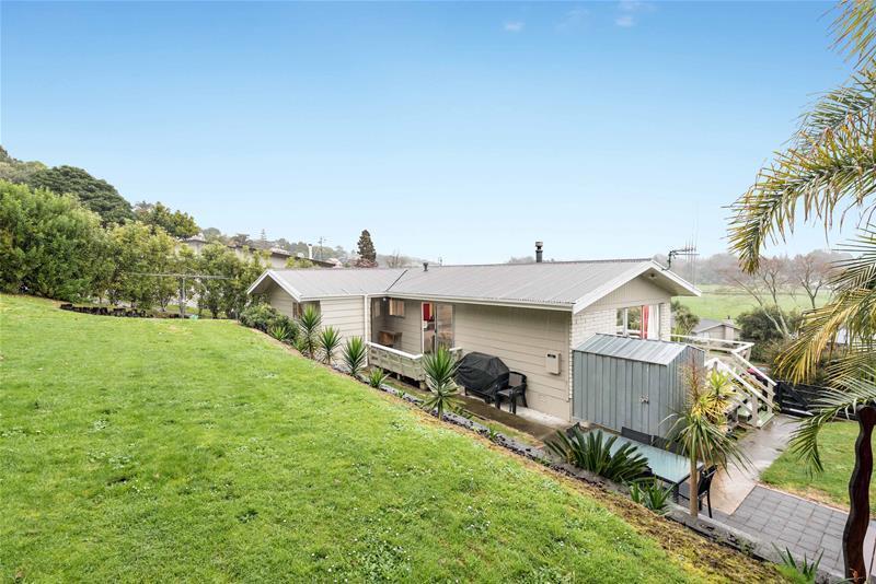 25 Carlton Street, Bellevue, Tauranga - Carousel 14