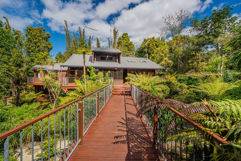 14 Maxwelton Drive, Mairangi Bay, Auckland - Carousel 1