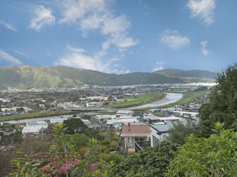 45 Normandale Road, Normandale, Lower Hutt - Carousel 19