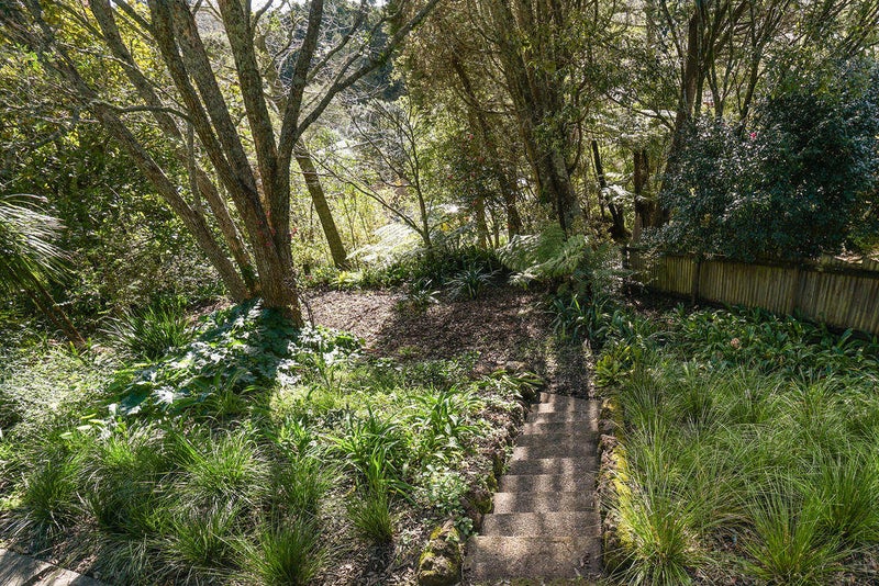 14 Daffodil Street, Titirangi, Auckland - Carousel 20