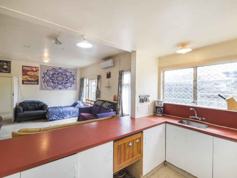 5 Marne Street, Hokowhitu, Palmerston North - Carousel 2