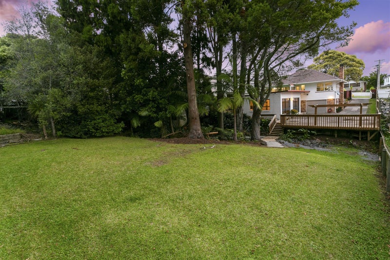 32 Windermere Crescent, Blockhouse Bay, Auckland - Carousel 2