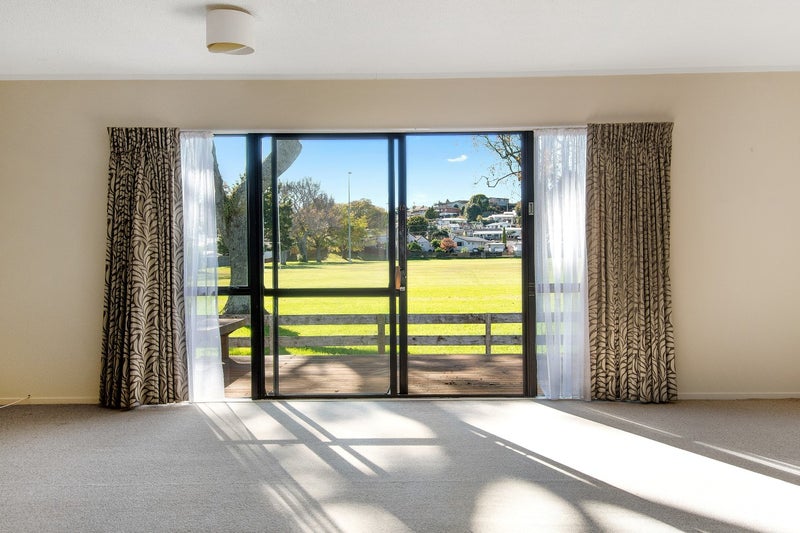 12A Oriana Crescent, Bellevue, Tauranga - Carousel 2