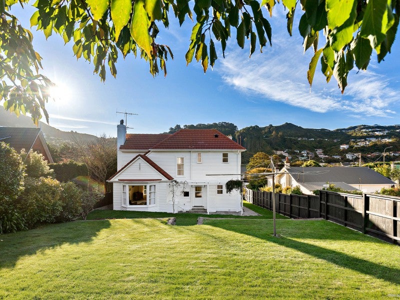 407C Karori Road, Karori, Wellington - Carousel 2