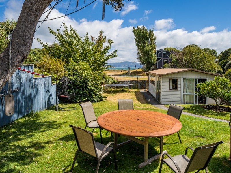 410 Muritai Road, Eastbourne, Lower Hutt - Carousel 1