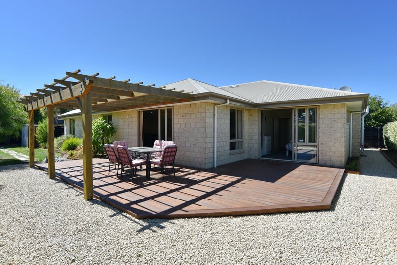 33 Mataroa Place, Parklands, Christchurch - Carousel 1