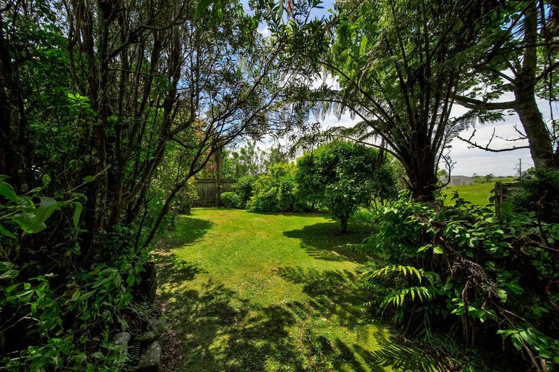 11 Kent Terrace, Midhirst, Stratford - Carousel 7