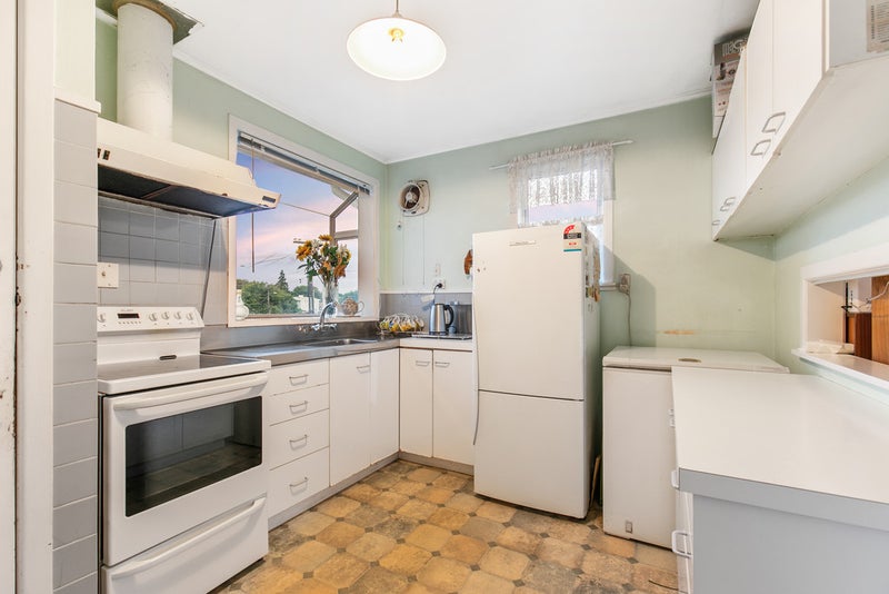 1 Julian Place, Otara, Auckland - Carousel 2