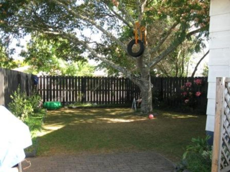 2 O'Connell Court, Pukete, Hamilton - Carousel 2