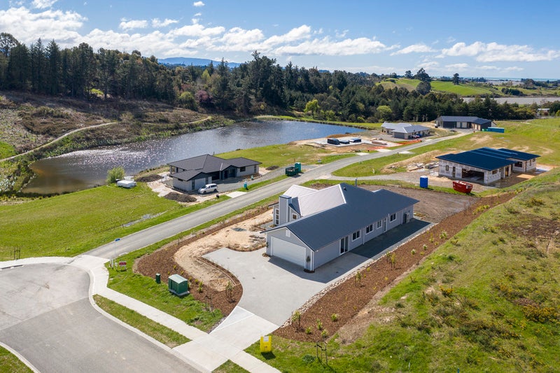 174 Ridgeview Road, Redwood Valley - Carousel 18