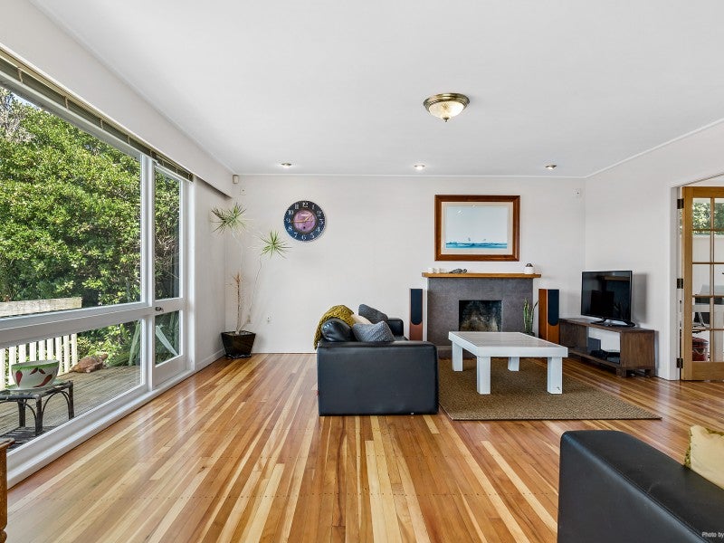 80 Pitt Street, Wadestown, Wellington - Carousel 2