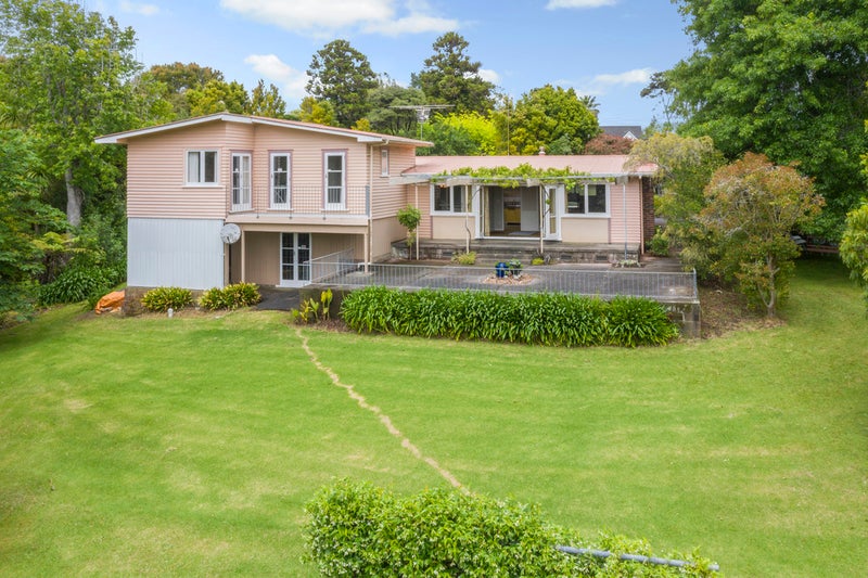 21 Mcentee Road, Waitakere, Auckland - Carousel 2