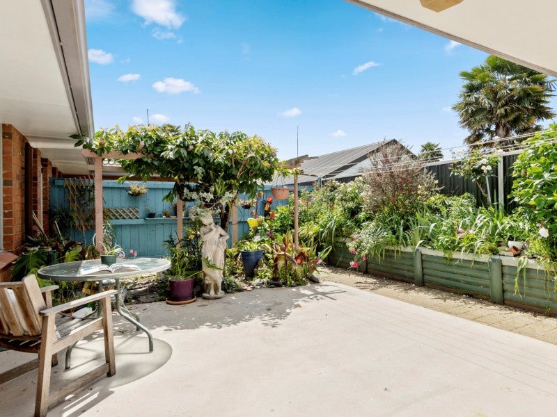 8B Courtney Road, Gate Pa, Tauranga - Carousel 2