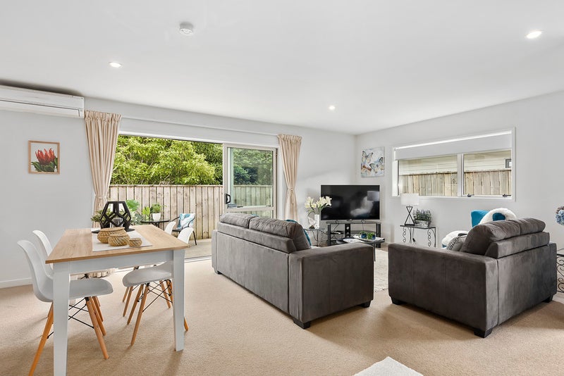 6 Quartz Place, Brown Owl, Upper Hutt - Carousel 2