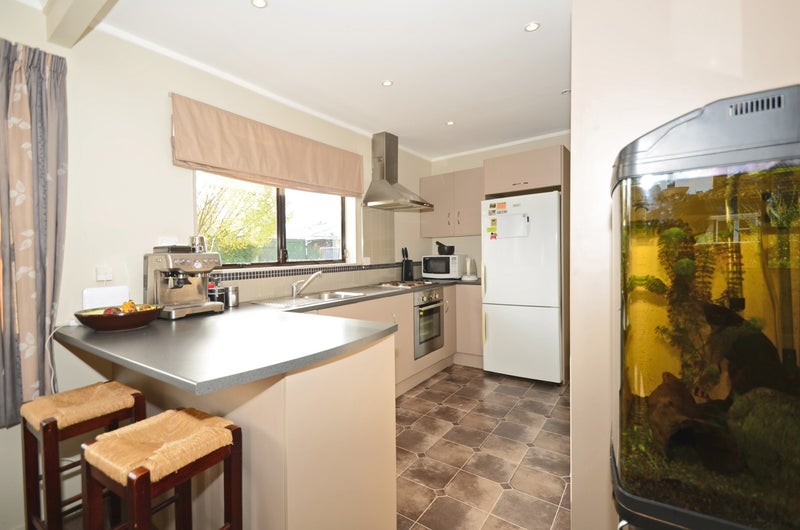 61 Crewe Crescent, Hokowhitu, Palmerston North - Carousel 2