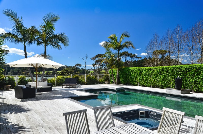 6 Edward Jonkers Drive, Albany - Carousel 2