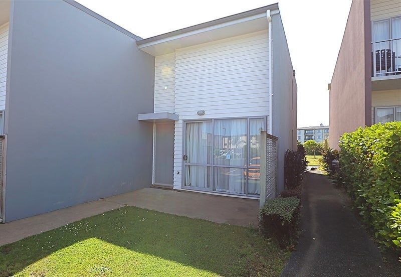 1/7 Kelvin Hart Drive, East Tamaki, Auckland - Carousel 2