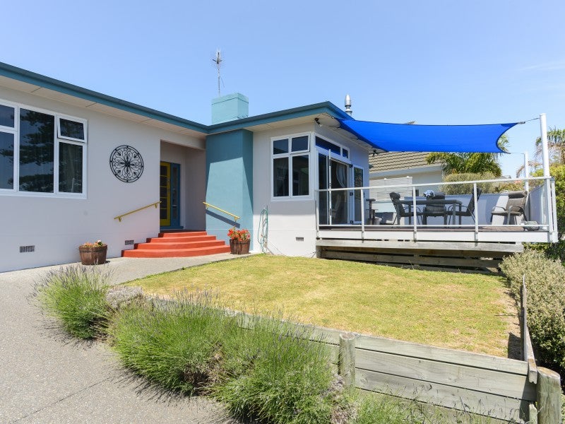 5 Milton Terrace, Hospital Hill, Napier - Carousel 2