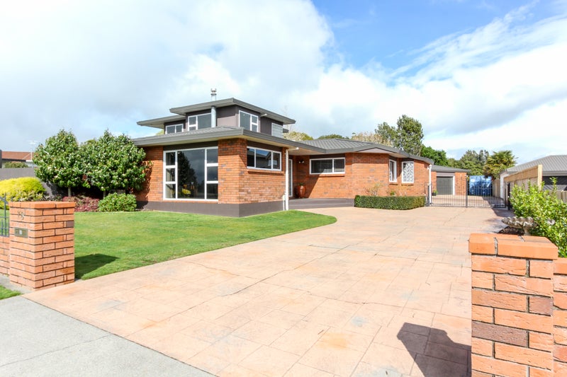 76 Branch Road, Highlands Park, New Plymouth - Carousel 1