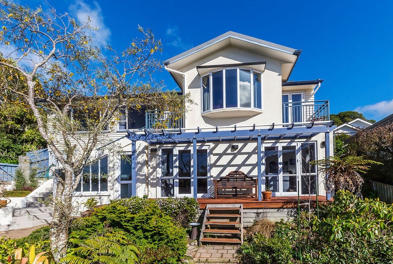 16 Aplin Terrace, Ngaio, Wellington - Carousel 2