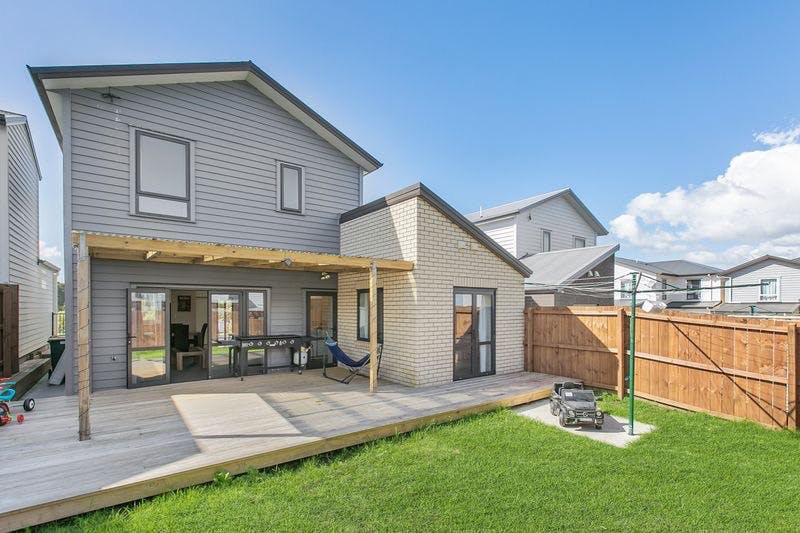38 Kuurae Crescent, Weymouth, Auckland - Carousel 2