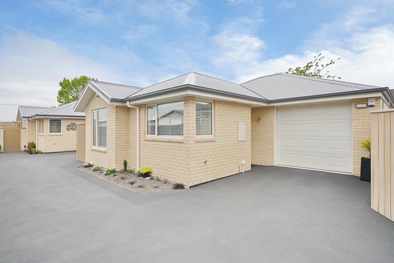 2/158 Harewood Road, Papanui, Christchurch - Carousel 1