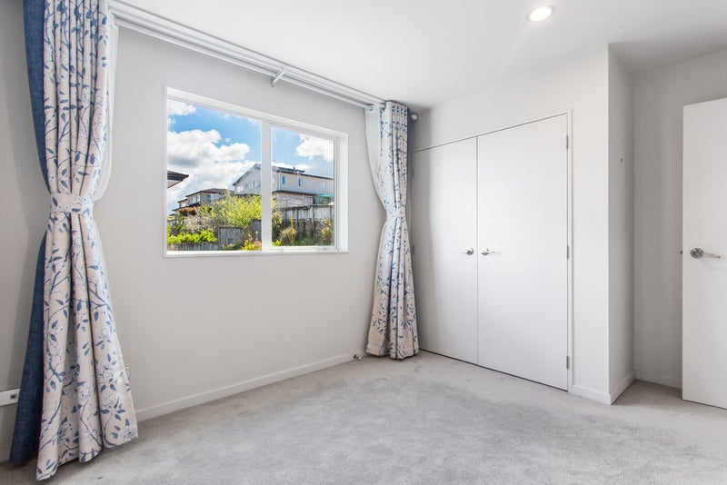 19 Bintulu Place, Fairview Heights, Auckland - Carousel 26