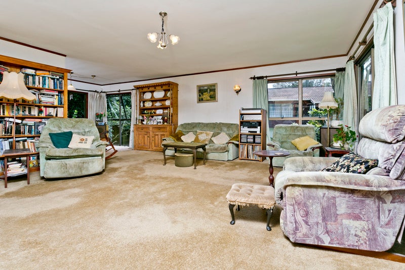 92 Porritt Avenue, Chatswood, Auckland - Carousel 2