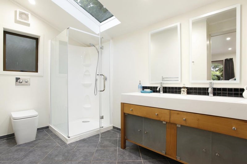 24 Atarua Gardens, Waiatarua, Auckland - Carousel 23