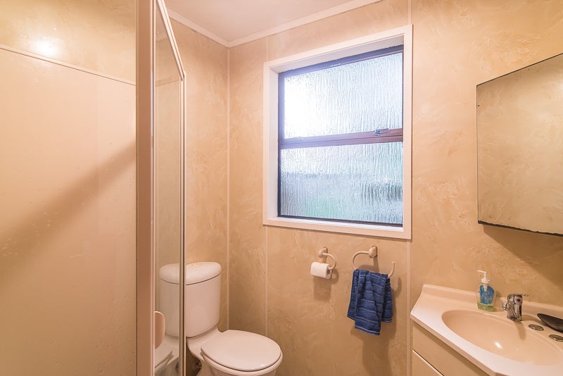 6 Haumia Street, Paekakariki - Carousel 20