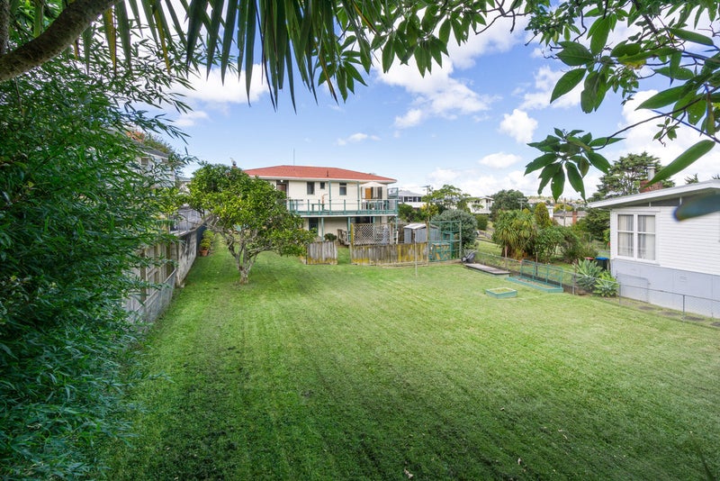 15 Mulgan Street, New Windsor, Auckland - Carousel 2