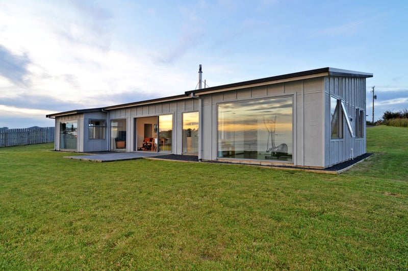 31 Tunnel Beach Road, Blackhead, Dunedin - Carousel 2