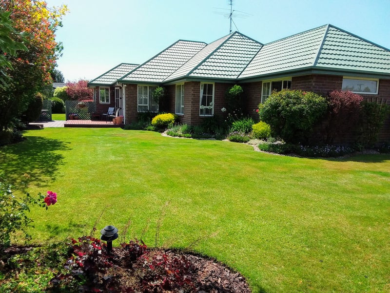 5 Cherry Lane, Tinwald, Ashburton - Carousel 1