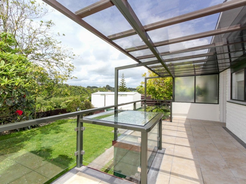 104 Riversdale Drive, Merrilands, New Plymouth - Carousel 2