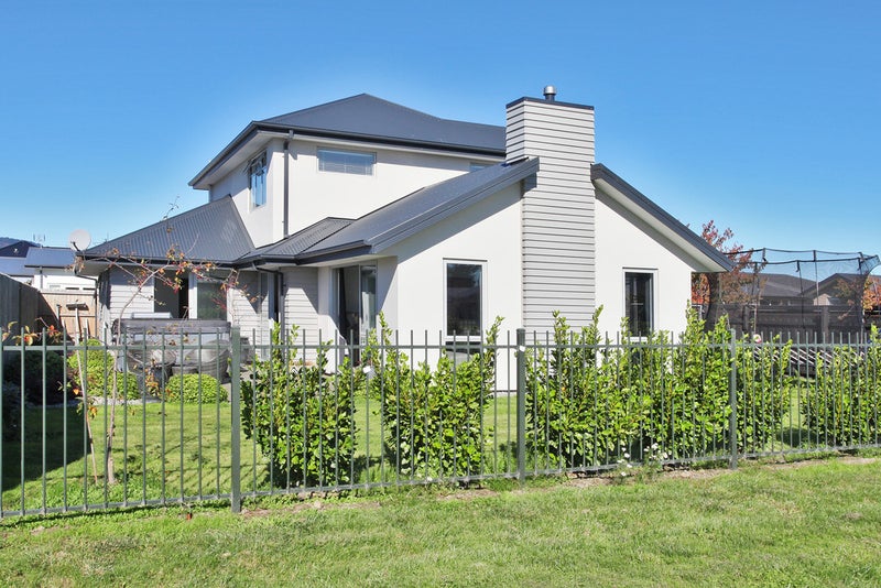 7 Benedict Street, Aidanfield, Christchurch - Carousel 1