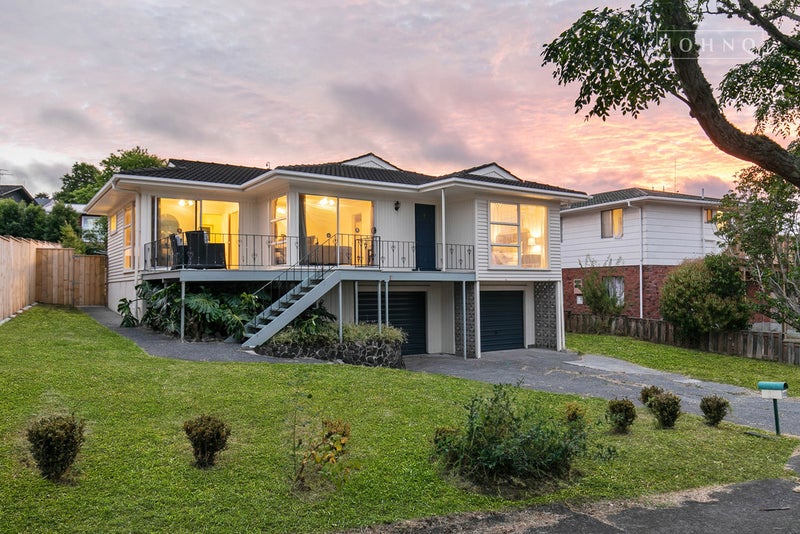 111 Gowing Drive, Meadowbank, Auckland - Carousel 1
