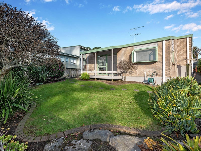 2/30 Uxbridge Road, Howick, Auckland - Carousel 3