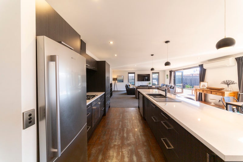 6 Tanu Place, Parklands, Christchurch - Carousel 2
