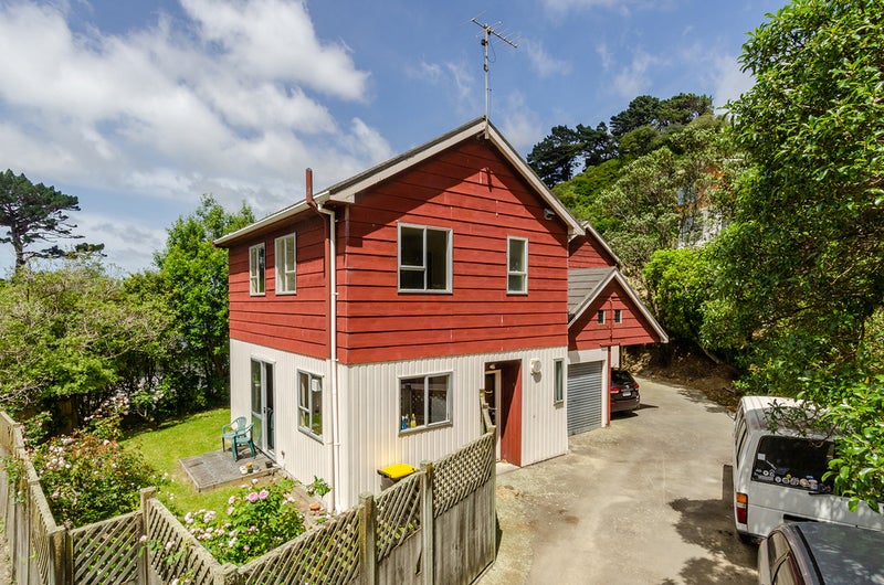 15 Rangiora Avenue, Kaiwharawhara, Wellington - Carousel 1