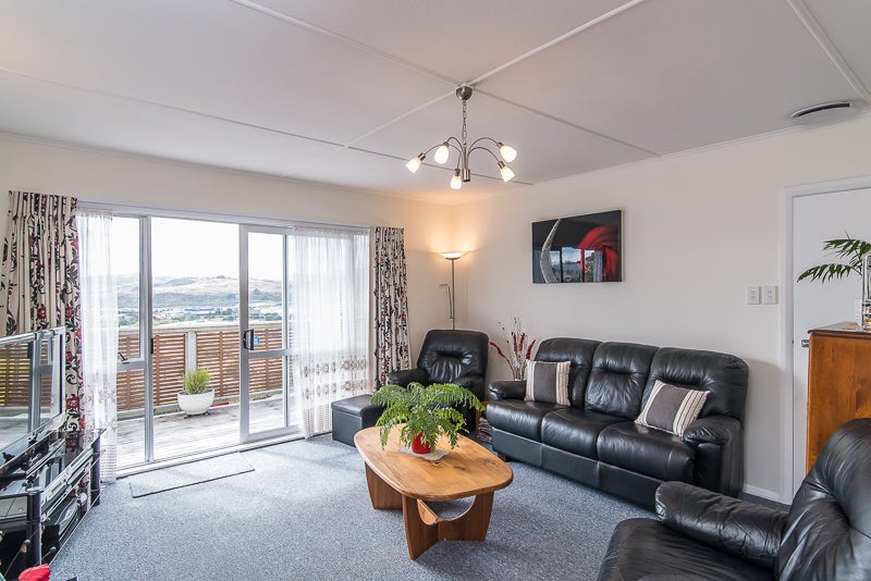 32 Waiho Terrace, Elsdon, Porirua - Carousel 2