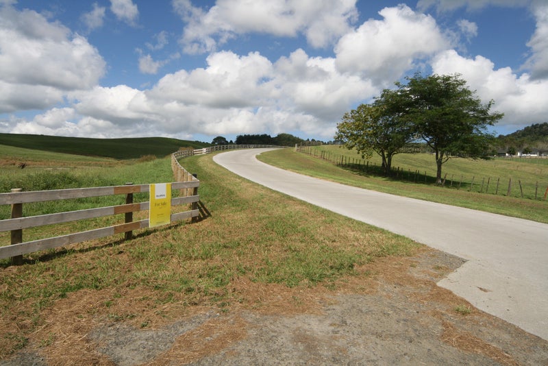 0 Caton Road, Waitakere, Henderson - Carousel 16