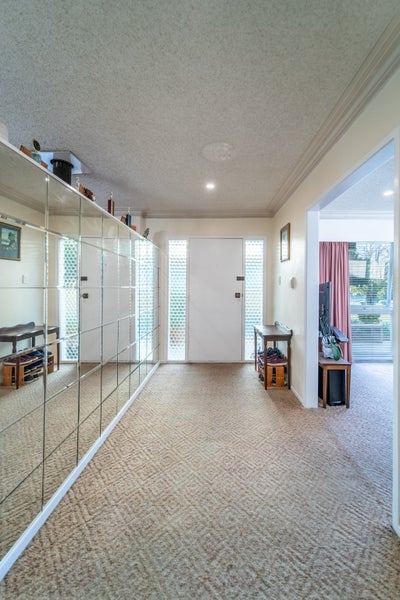21 Bexley Place, Pahurehure, Papakura - Carousel 2