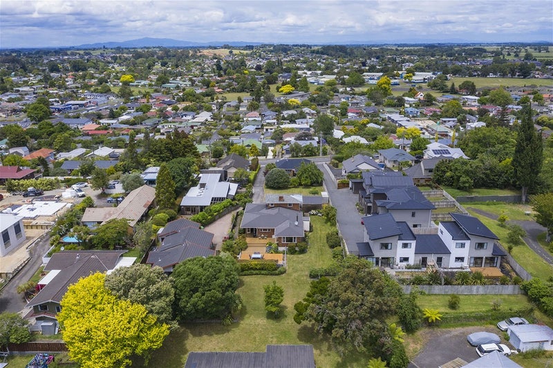 24 Mahoe Street, Melville, Hamilton - Carousel 2