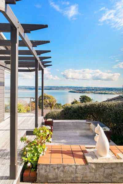 8 Jacaranda Avenue, Beach Haven, Auckland - Carousel 26