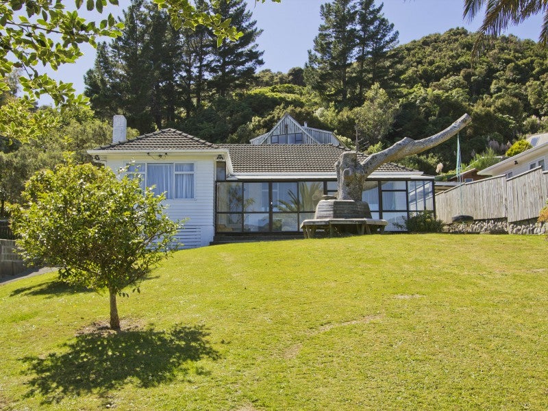 27 McKillop Street, Wainuiomata, Lower Hutt - Carousel 1